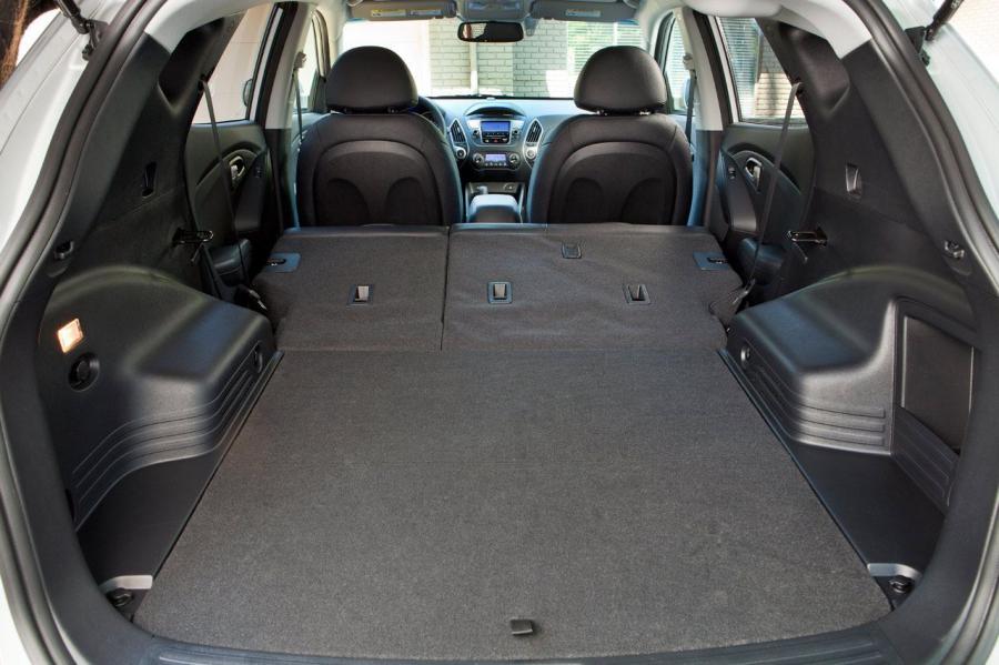  Hyundai Tucson 2013 года  (фото 3 из 25)